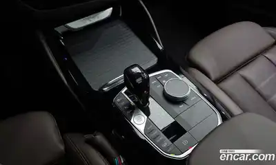 BMW X4 2023 2.0 автомат (гидро), миниатюра 9