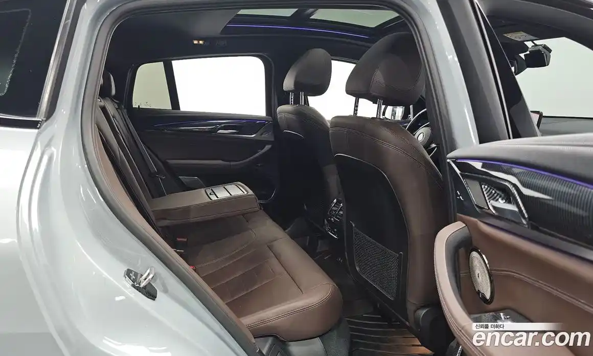 BMW X4 2023 2.0 автомат (гидро), фото 16