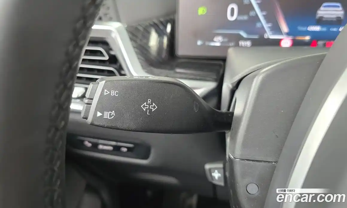 BMW X6 2024 3.0 автомат (гидро), фото 29