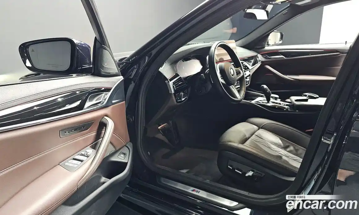 BMW 5 серия 2022 2.0 автомат (гидро), фото 13