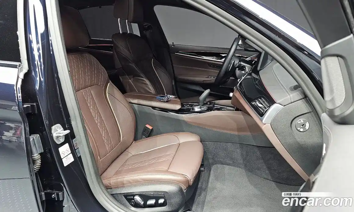 BMW 5 серия 2022 2.0 автомат (гидро), фото 17