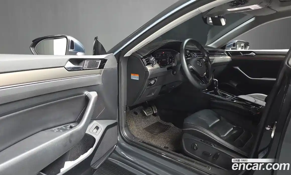 Volkswagen Arteon 2019 2.0 автомат (гидро), фото 13