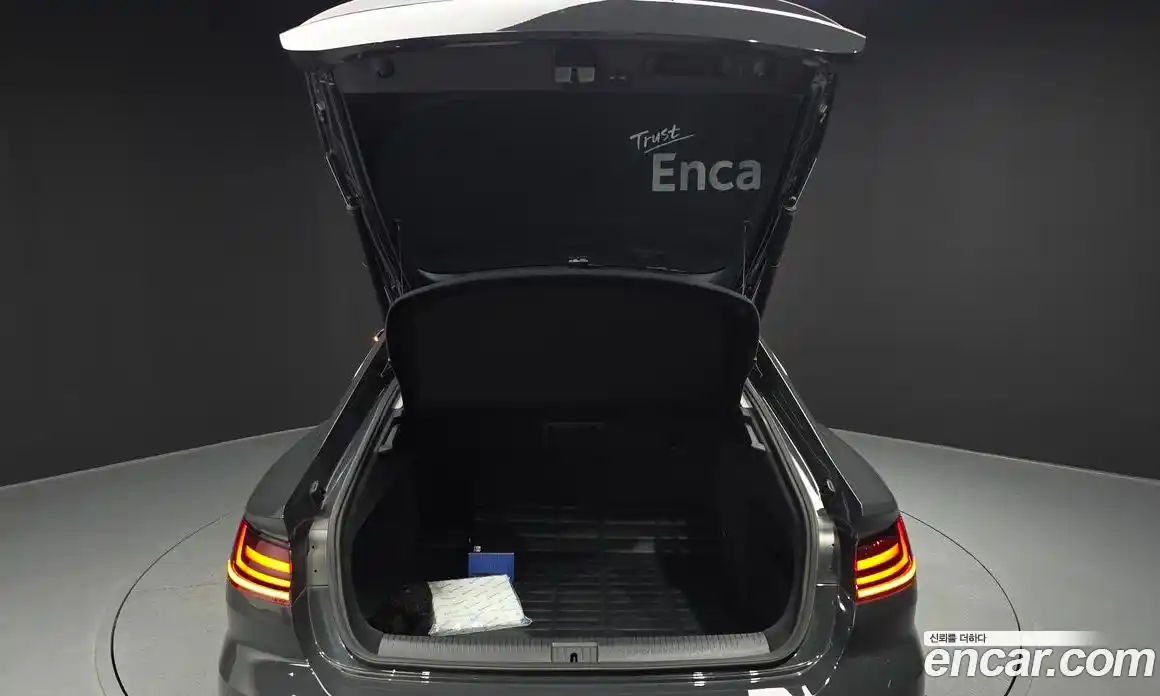 Volkswagen Arteon 2019 2.0 автомат (гидро), фото 34