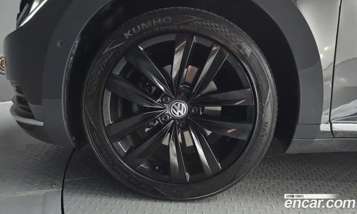 Volkswagen Arteon 2019 2.0 автомат (гидро), фото 5
