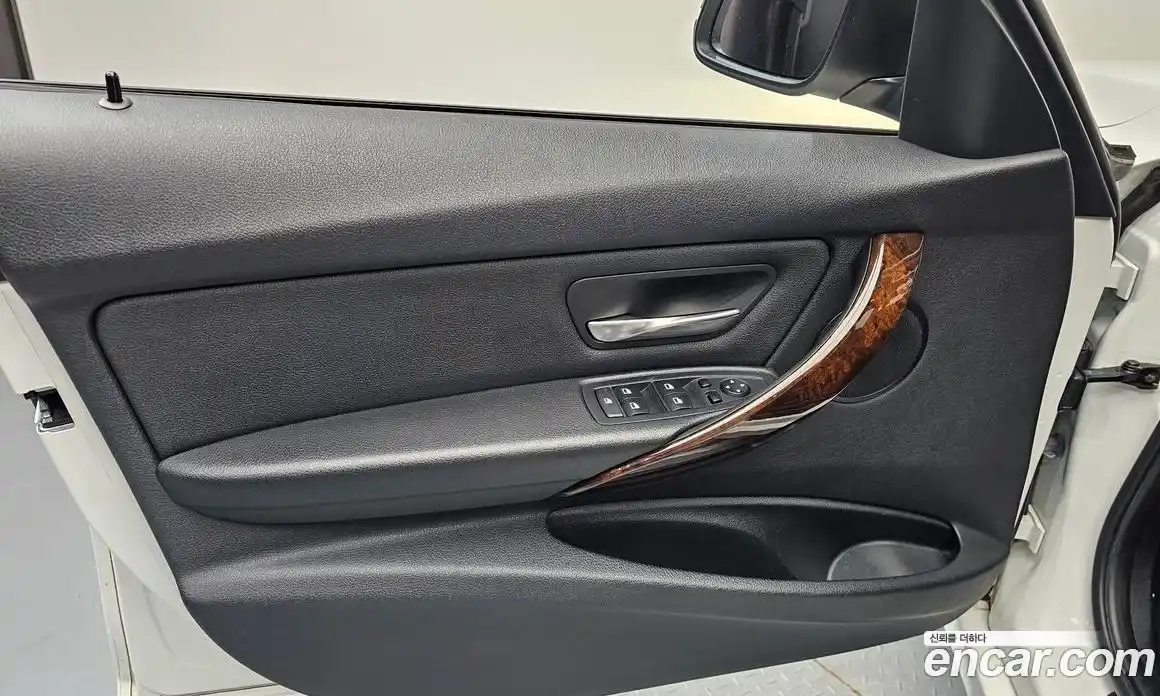 BMW 3 серия 2014 2.0 автомат (гидро), фото 13
