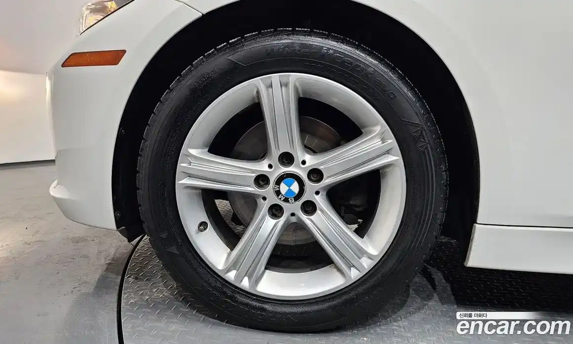 BMW 3 серия 2014 2.0 автомат (гидро), фото 4