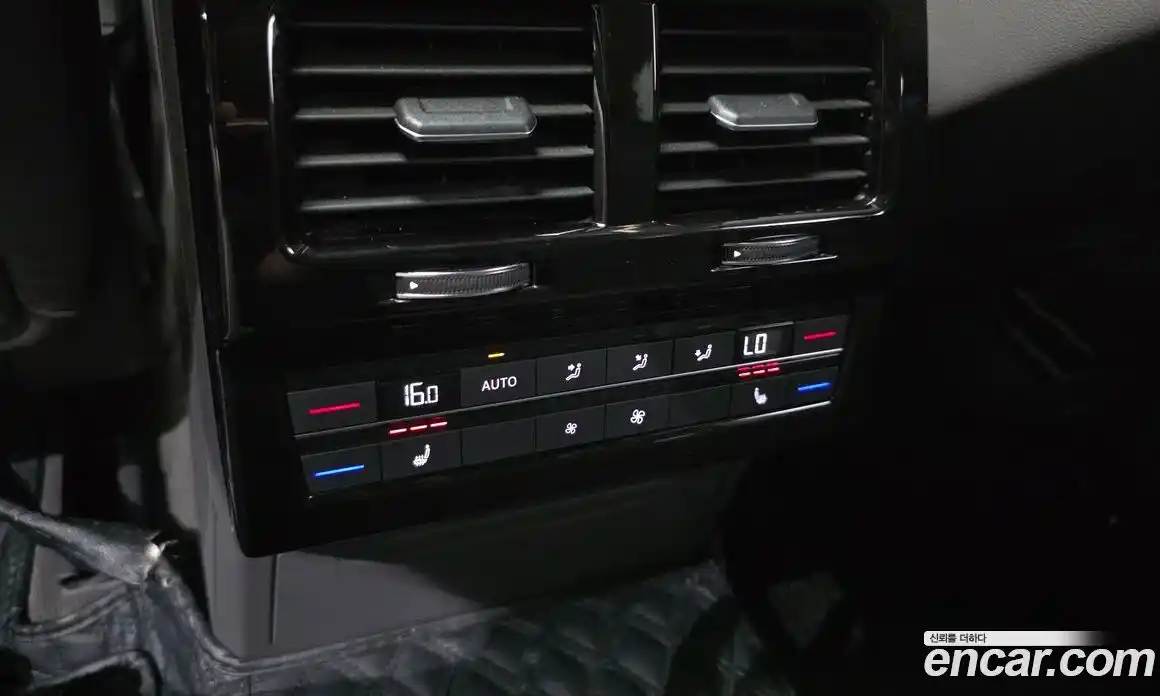 Volkswagen Touareg 2023 3.0 автомат (гидро), фото 18