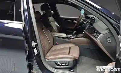 BMW 5 серия 2018 2.0 автомат (гидро), миниатюра 12