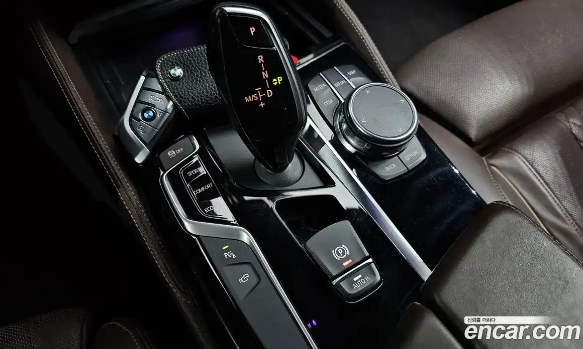 BMW 5 серия 2018 2.0 автомат (гидро), фото 9