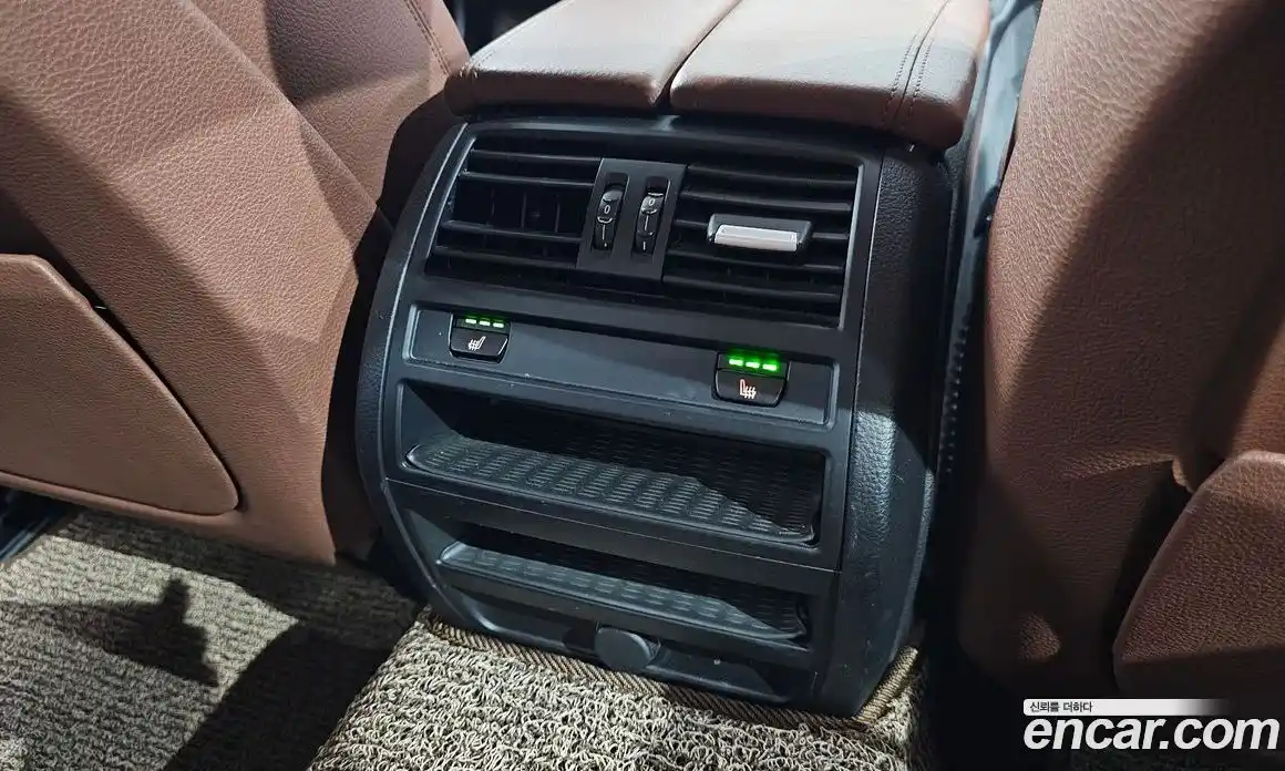 BMW 5 серия 2016 2.0 автомат (гидро), фото 30