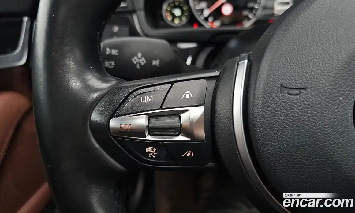 BMW 5 серия 2016 2.0 автомат (гидро), фото 32