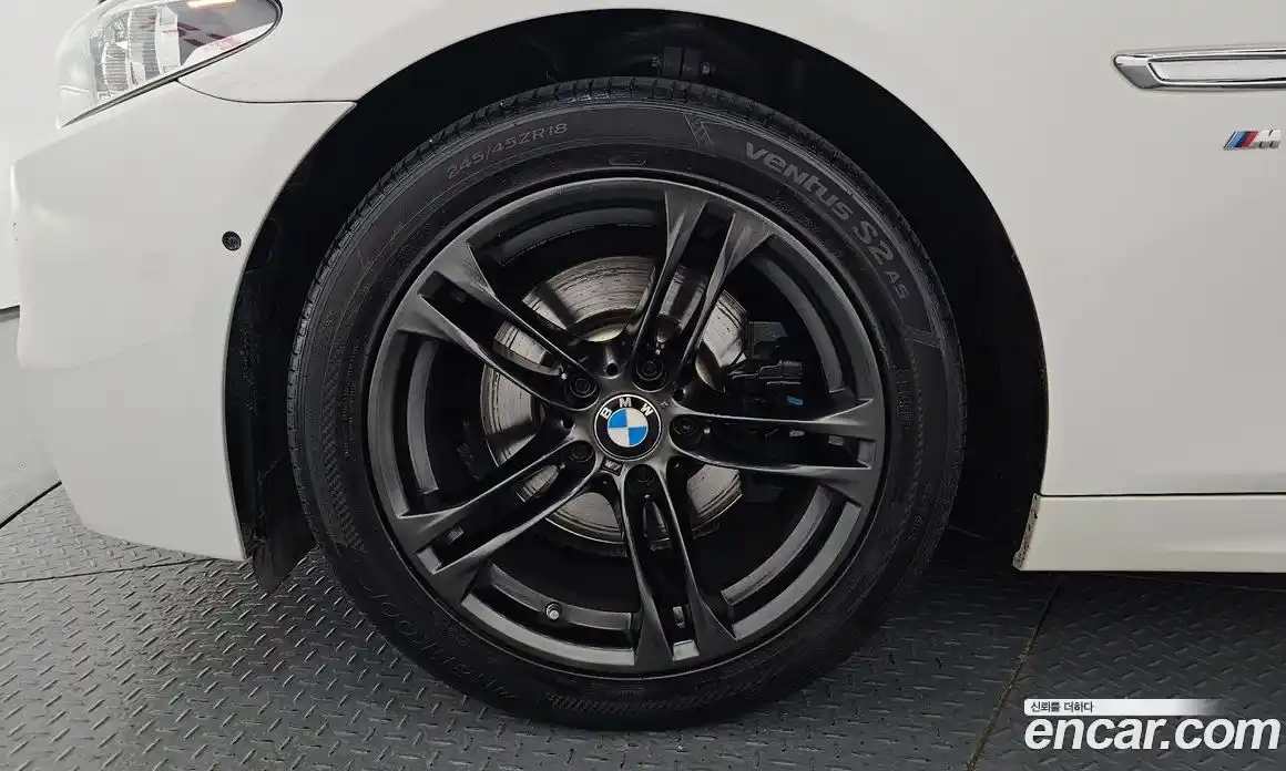 BMW 5 серия 2016 2.0 автомат (гидро), фото 4