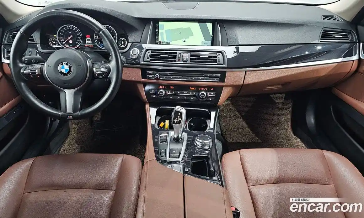 BMW 5 серия 2016 2.0 автомат (гидро), фото 9