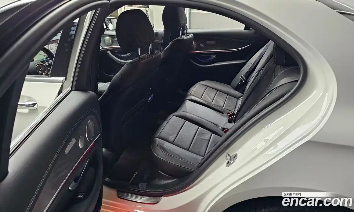 Mercedes-Benz E-Class 2022 2.0 автомат (гидро), фото 11