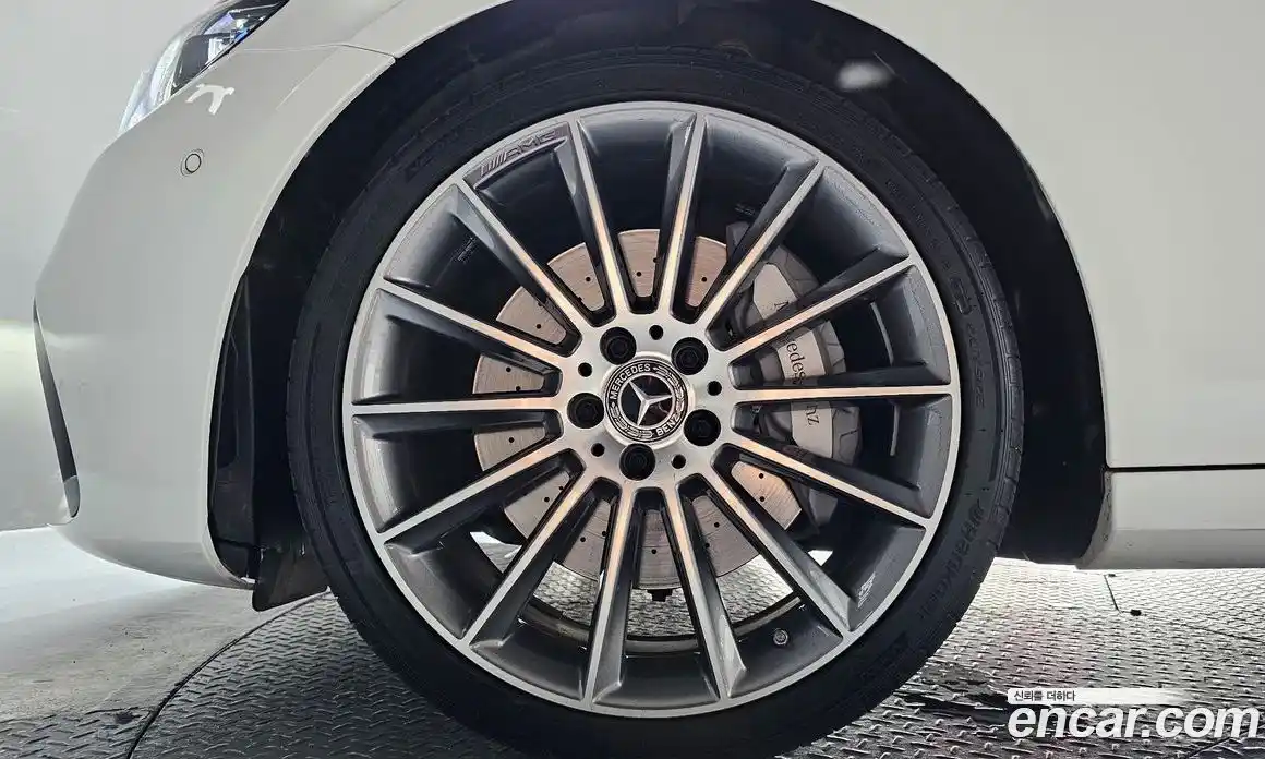 Mercedes-Benz E-Class 2022 2.0 автомат (гидро), фото 5