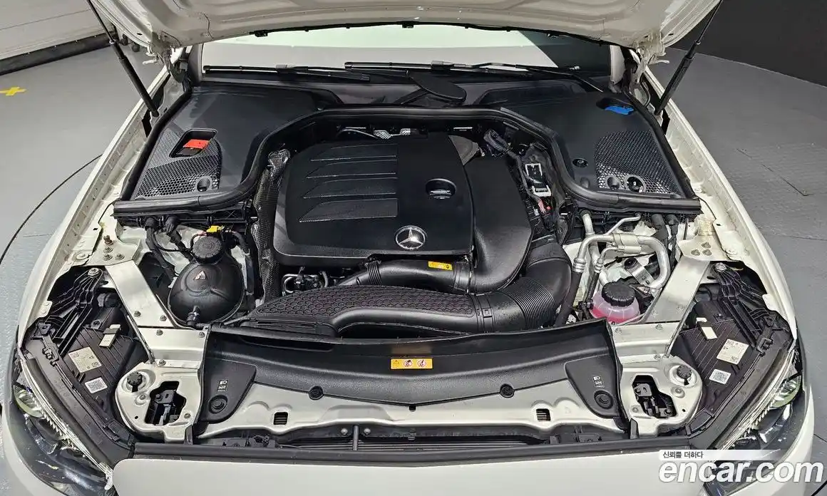 Mercedes-Benz E-Class 2022 2.0 автомат (гидро), фото 6