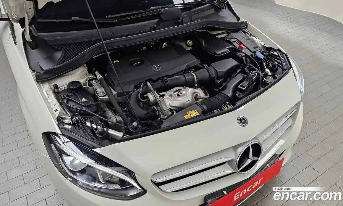 Mercedes-Benz B-Class 2018 2.0 гидро, фото 6 Mercedes-Benz B-Class 2018 2.0 гидро, фото 6