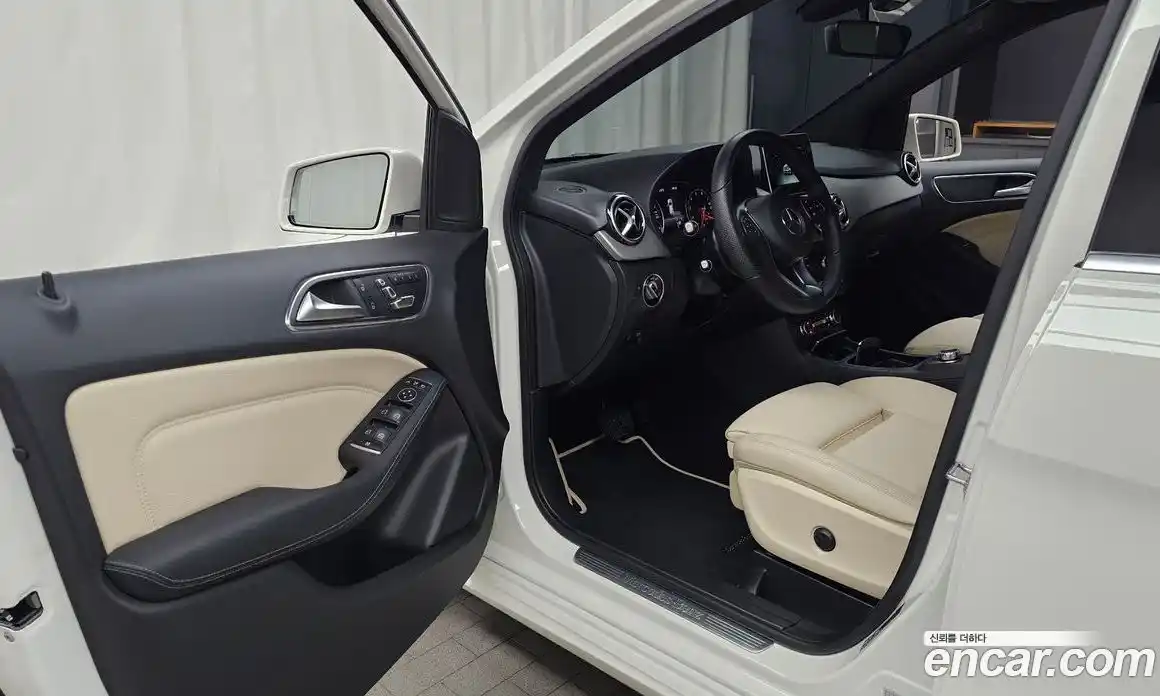 Mercedes-Benz B-Class 2018 2.0 гидро, фото 10 Mercedes-Benz B-Class 2018 2.0 гидро, фото 10