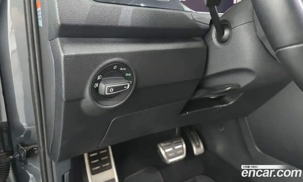Volkswagen T-Roc 2021 2.0 автомат (гидро), фото 30