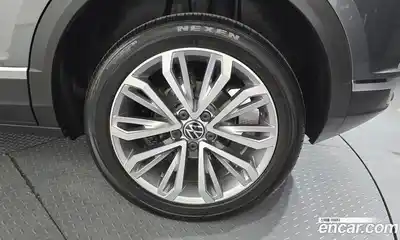 Volkswagen T-Roc 2021 2.0 автомат (гидро), миниатюра 7