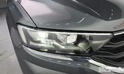 Volkswagen T-Roc 2021 2.0 автомат (гидро), миниатюра 8
