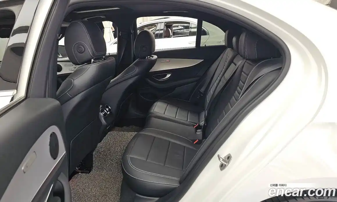 Mercedes-Benz E-Class 2020 2.0 автомат (гидро), фото 16