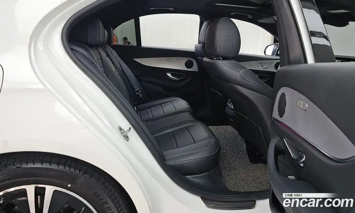 Mercedes-Benz E-Class 2020 2.0 автомат (гидро), фото 18