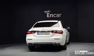 Mercedes-Benz E-Class 2020 2.0 автомат (гидро), миниатюра 4