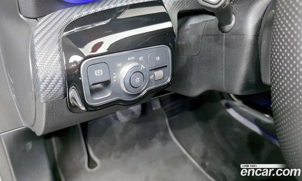 Mercedes-Benz A-Class 2019 2.0 гидро, фото 24 Mercedes-Benz A-Class 2019 2.0 гидро, фото 24