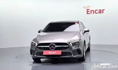 Mercedes-Benz A-Class 2019 2.0 гидро, миниатюра 3 Mercedes-Benz A-Class 2019 2.0 гидро, миниатюра 3
