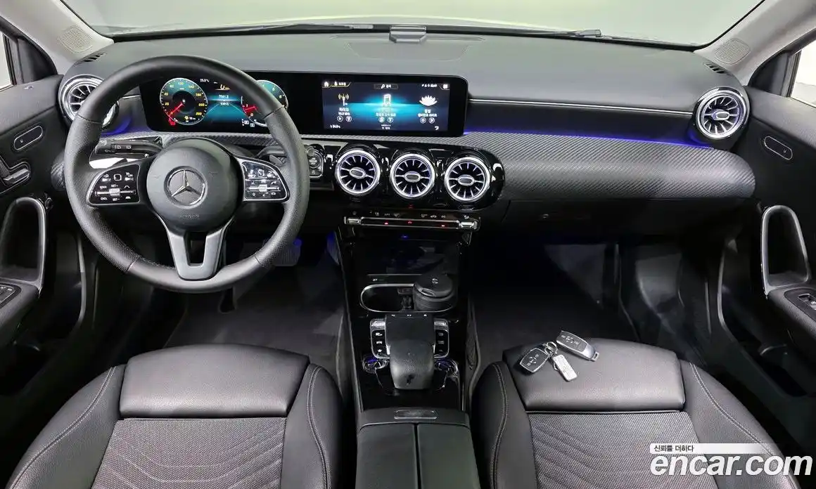 Mercedes-Benz A-Class 2019 2.0 гидро, фото 10 Mercedes-Benz A-Class 2019 2.0 гидро, фото 10