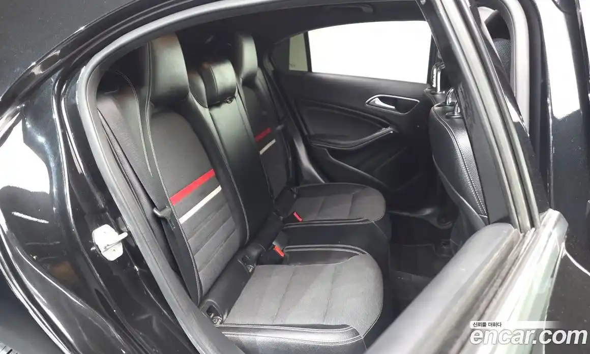Mercedes-Benz A-Class 2016 1.6 гидро, фото 11 Mercedes-Benz A-Class 2016 1.6 гидро, фото 11