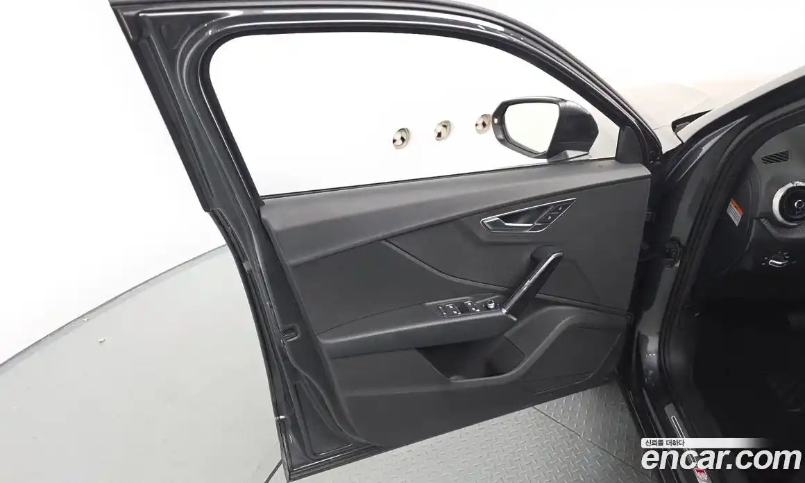 Audi Q2 2023 2.0 автомат (гидро), фото 14