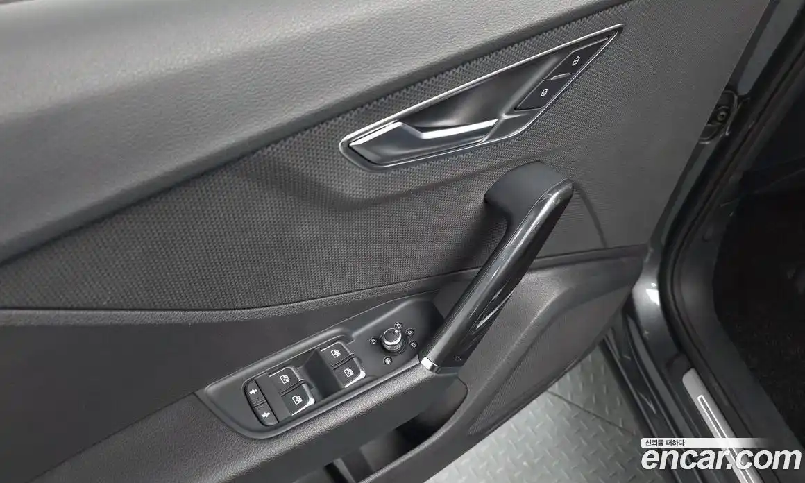 Audi Q2 2023 2.0 автомат (гидро), фото 27