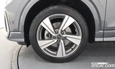 Audi Q2 2023 2.0 автомат (гидро), миниатюра 5