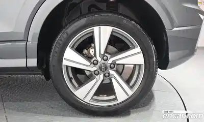 Audi Q2 2023 2.0 автомат (гидро), миниатюра 7