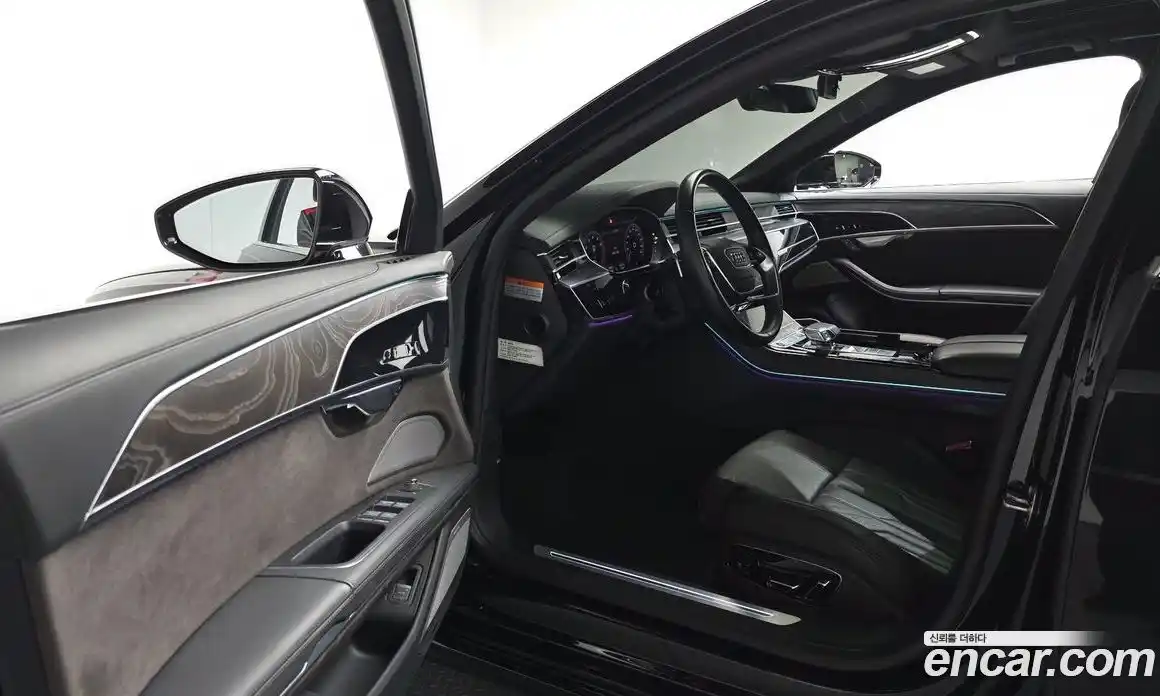 Audi A8 2023 3.0 автомат (гидро), фото 12