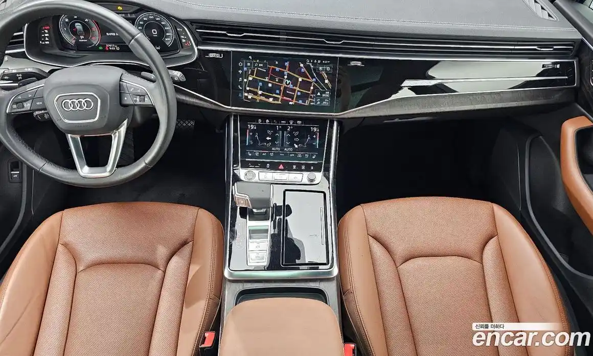 Audi Q7 2023 3.0 автомат (гидро), фото 10