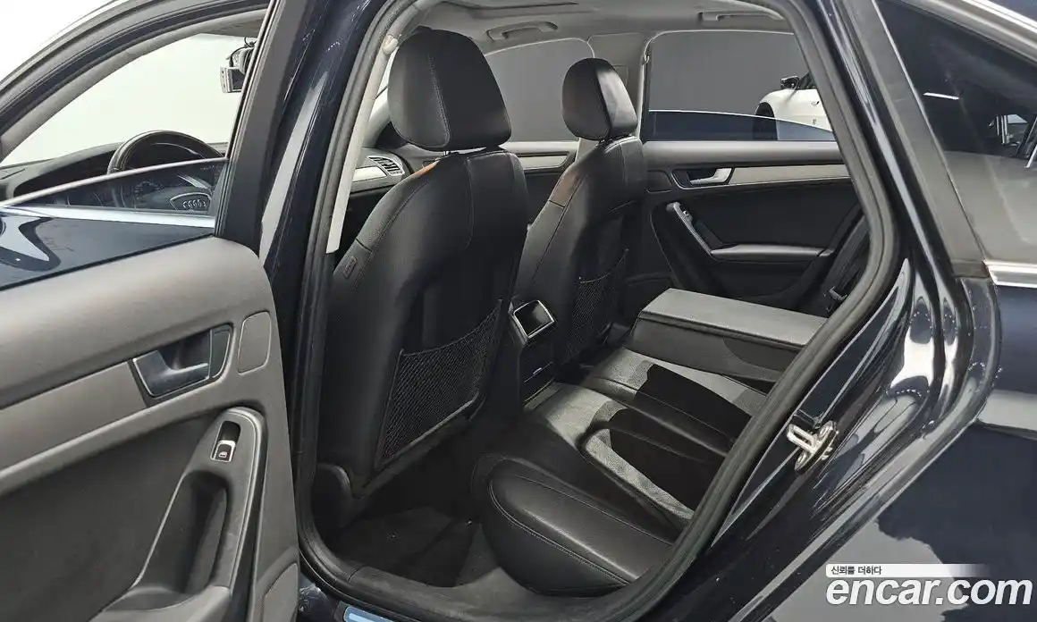 Audi A4 2014 2.0 автомат (гидро), фото 17