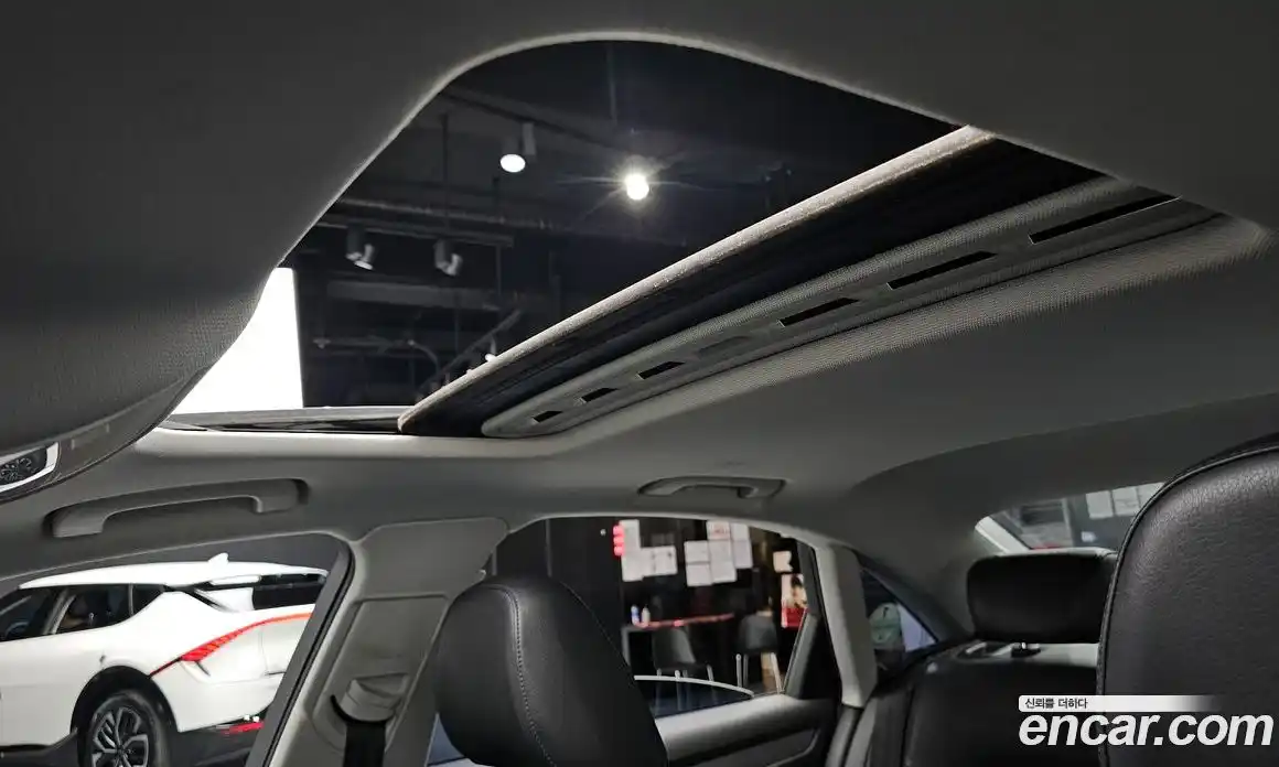 Audi A4 2014 2.0 автомат (гидро), фото 24