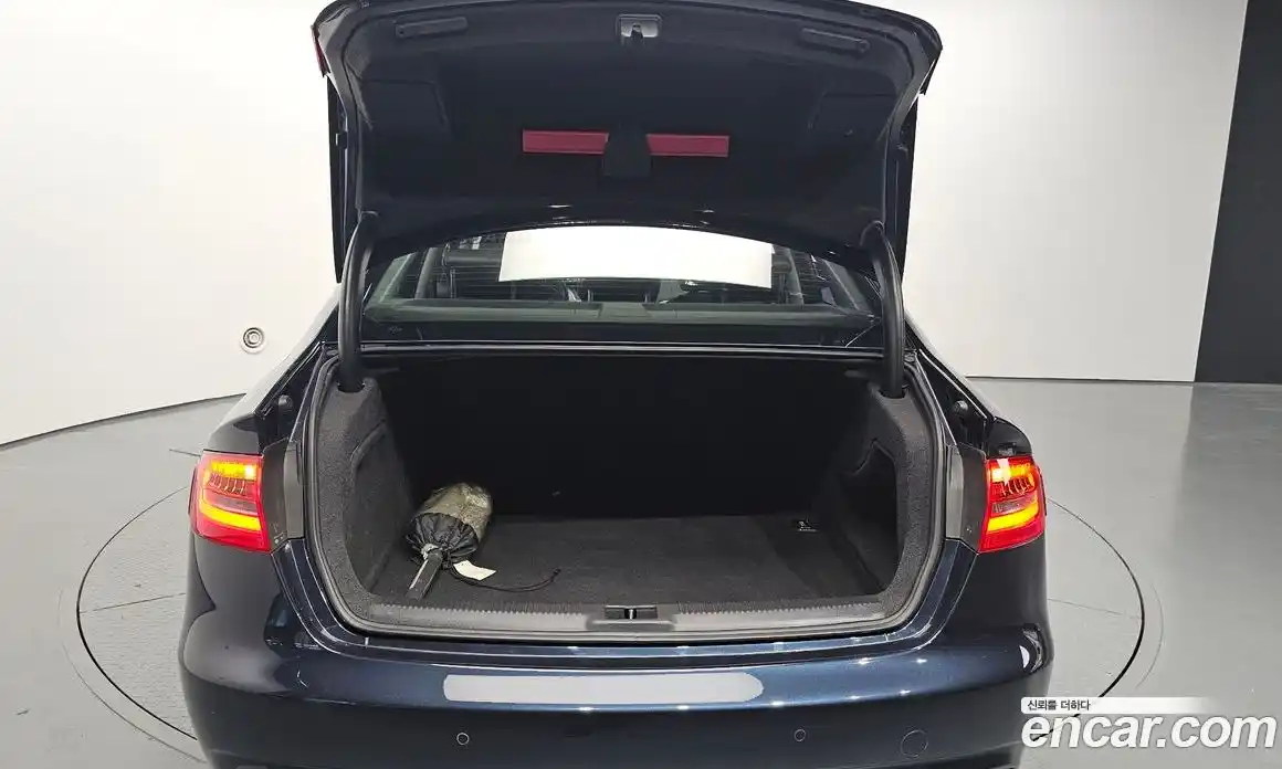Audi A4 2014 2.0 автомат (гидро), фото 25