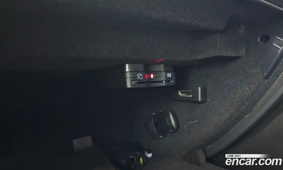 Audi A4 2014 2.0 автомат (гидро), фото 28