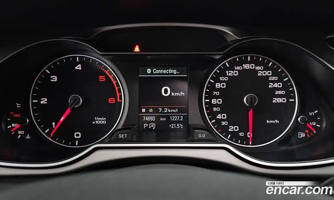 Audi A4 2014 2.0 автомат (гидро), фото 10
