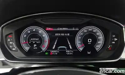 Audi A8 2021 4.0 автомат (гидро), миниатюра 11