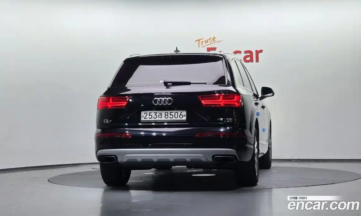 Audi Q7 2019 2.0 автомат (гидро), фото 4