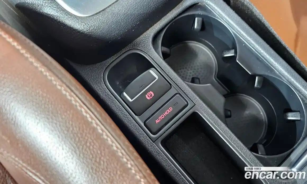 Volkswagen Tiguan 2012 2.0 автомат (гидро), фото 23