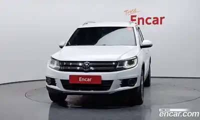 Volkswagen Tiguan 2012 2.0 автомат (гидро), миниатюра 3