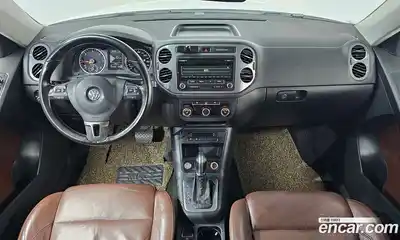 Volkswagen Tiguan 2012 2.0 автомат (гидро), миниатюра 10