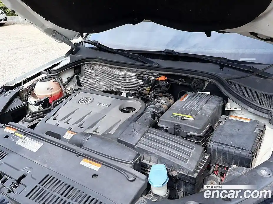 Volkswagen Tiguan 2014 2.0 автомат (гидро), фото 19