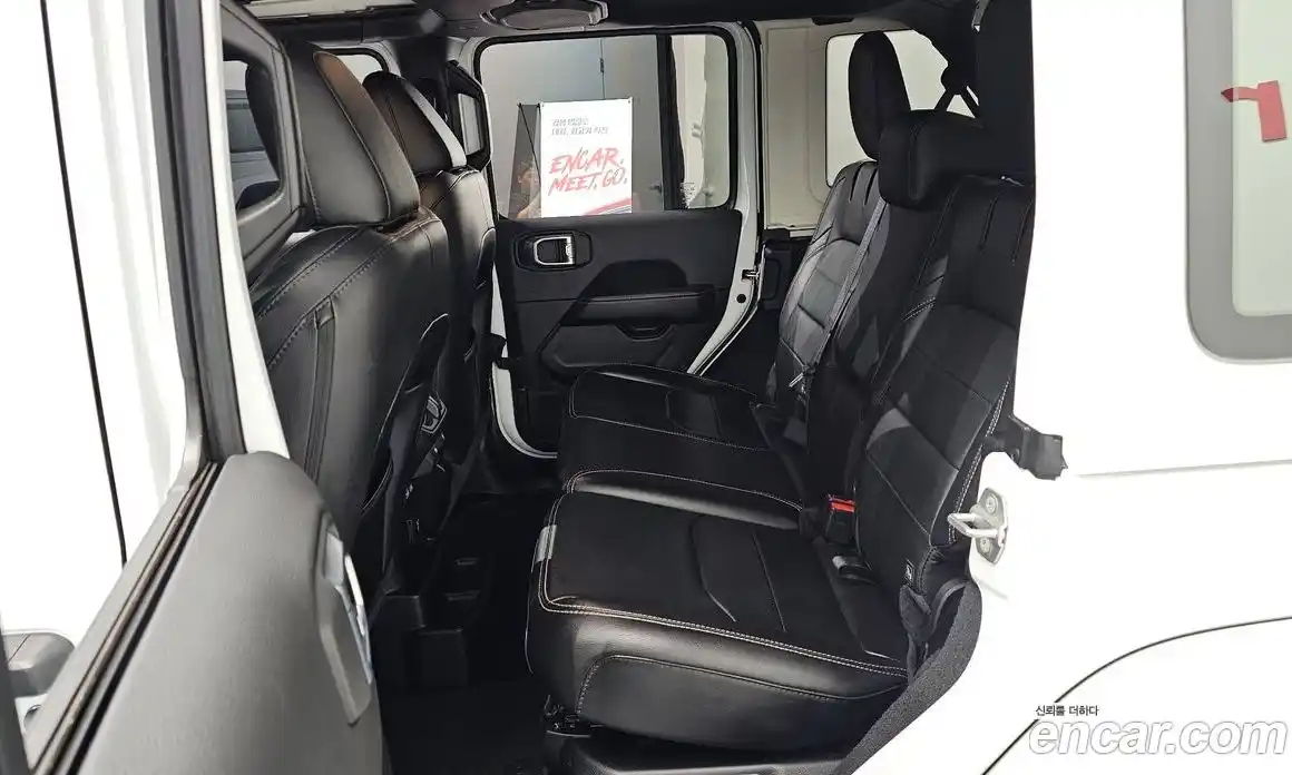 Jeep Wrangler 2021 2.0 автомат (гидро), фото 18